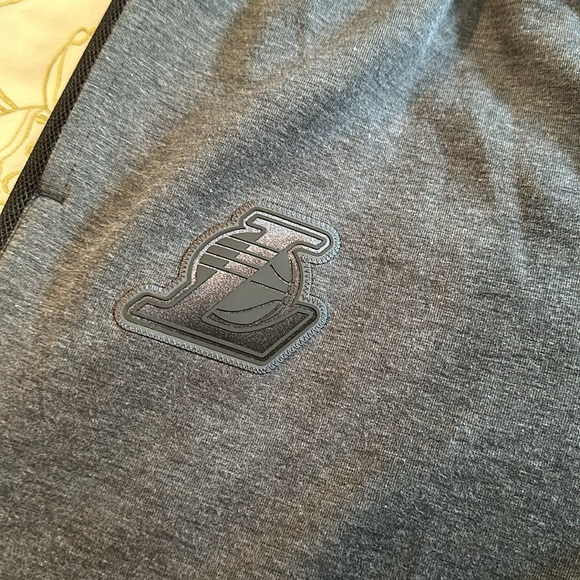 Nike men’s LA Laker Joggers - Picture 3 of 7